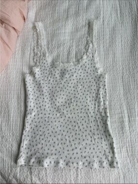 H&M White Ribbed Lace-Trim Tank with Blue Floral Pattern Size S NEW WITHOUT TAGS